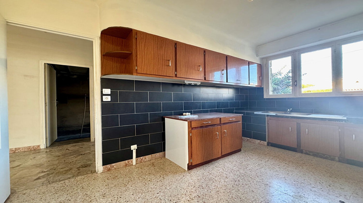 Ma-Cabane - Location Maison SENAS, 95 m²