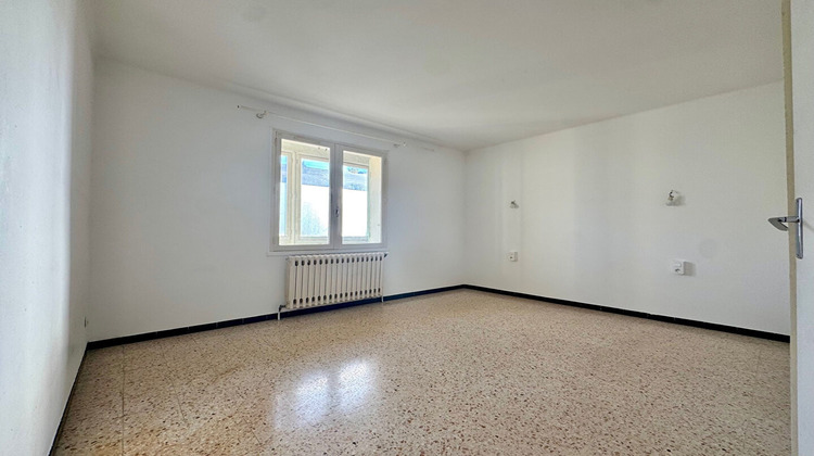 Ma-Cabane - Location Maison SENAS, 95 m²