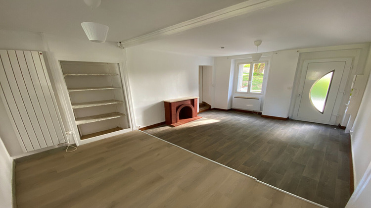 Ma-Cabane - Location Maison SENS-BEAUJEU, 60 m²