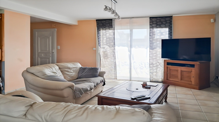 Ma-Cabane - Location Maison SENS-DE-BRETAGNE, 145 m²