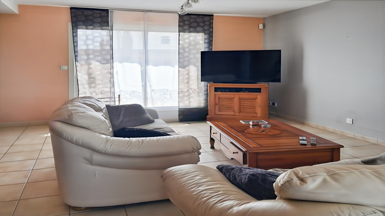 Ma-Cabane - Location Maison SENS-DE-BRETAGNE, 145 m²
