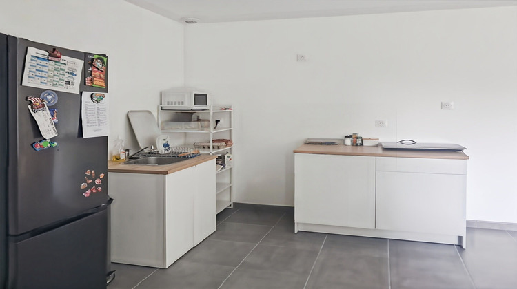 Ma-Cabane - Location Maison SENS-DE-BRETAGNE, 62 m²