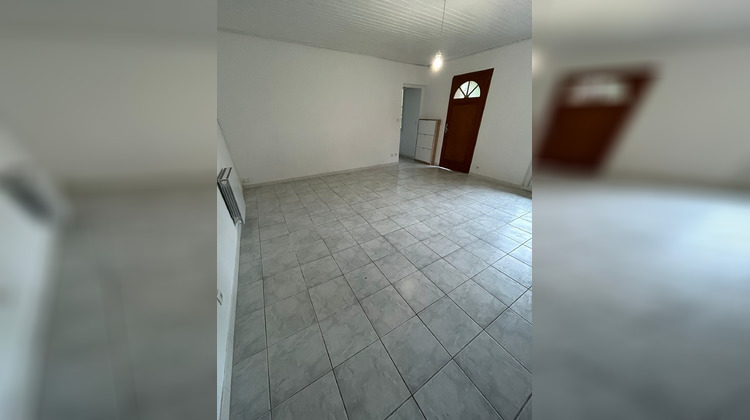 Ma-Cabane - Location Maison Sérézin-de-la-Tour, 83 m²