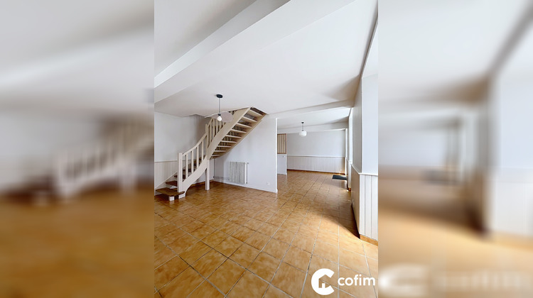 Ma-Cabane - Location Maison SERRES-CASTET, 151 m²