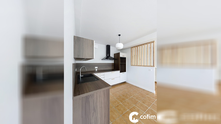 Ma-Cabane - Location Maison SERRES-CASTET, 151 m²