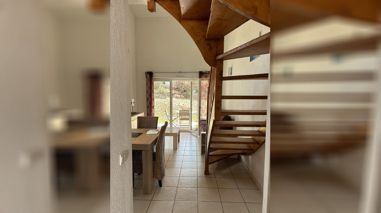 Ma-Cabane - Location Maison Signes, 34 m²