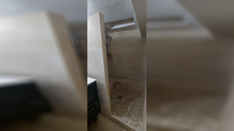 Ma-Cabane - Location Maison SIMIANE-COLLONGUE, 59 m²