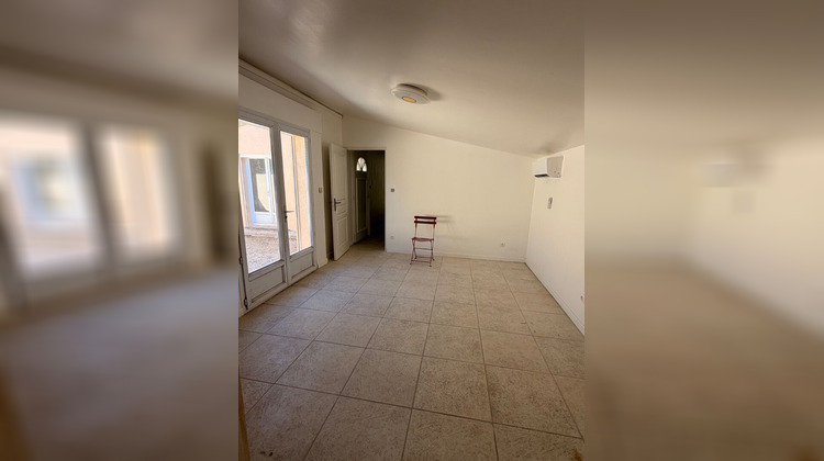 Ma-Cabane - Location Maison SIMIANE-COLLONGUE, 105 m²