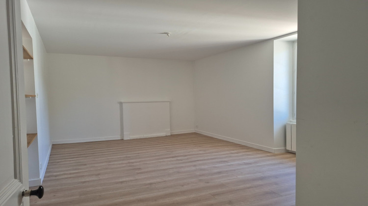 Ma-Cabane - Location Maison SMARVES, 110 m²