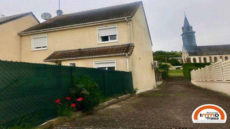 Ma-Cabane - Location Maison SOTTEVILLE-SOUS-LE-VAL, 115 m²