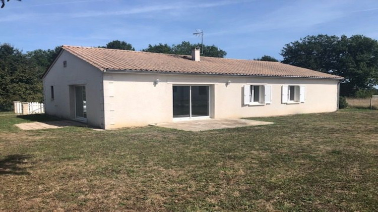 Ma-Cabane - Location Maison ST LAURENT SUR MANOIRE, 136 m²