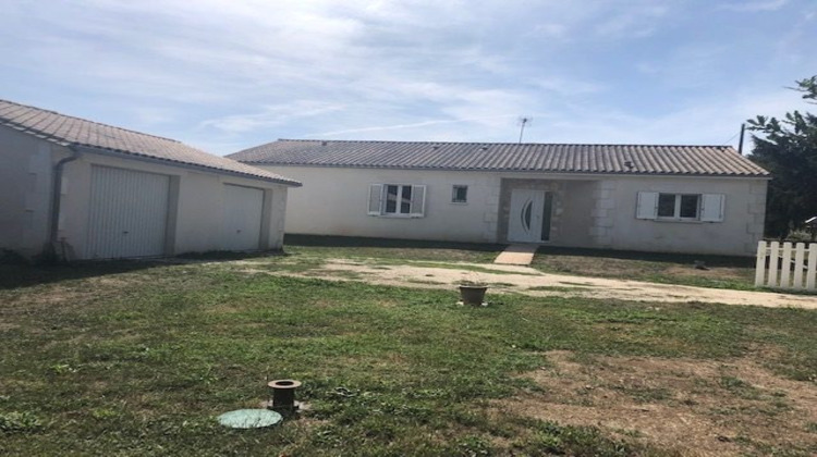Ma-Cabane - Location Maison ST LAURENT SUR MANOIRE, 136 m²