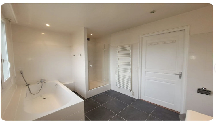 Ma-Cabane - Location Maison SURESNES, 145 m²