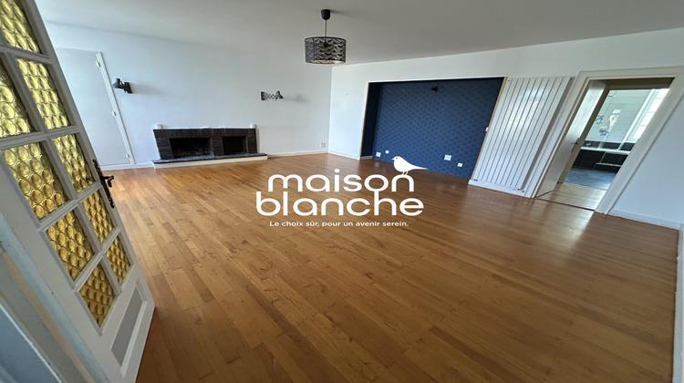 Ma-Cabane - Location Maison Surgères, 200 m²