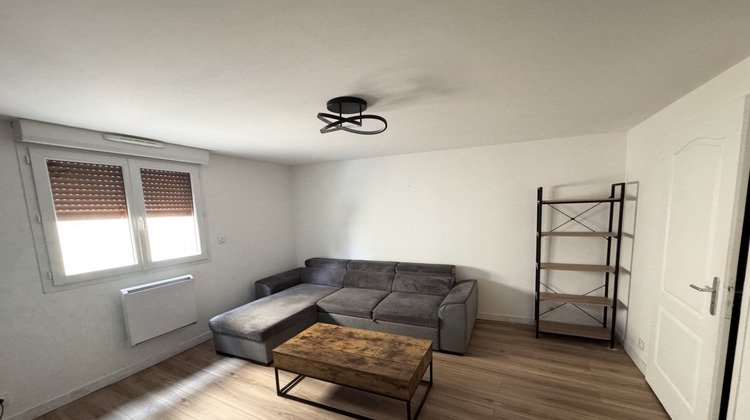 Ma-Cabane - Location Maison Sury-le-Comtal, 60 m²