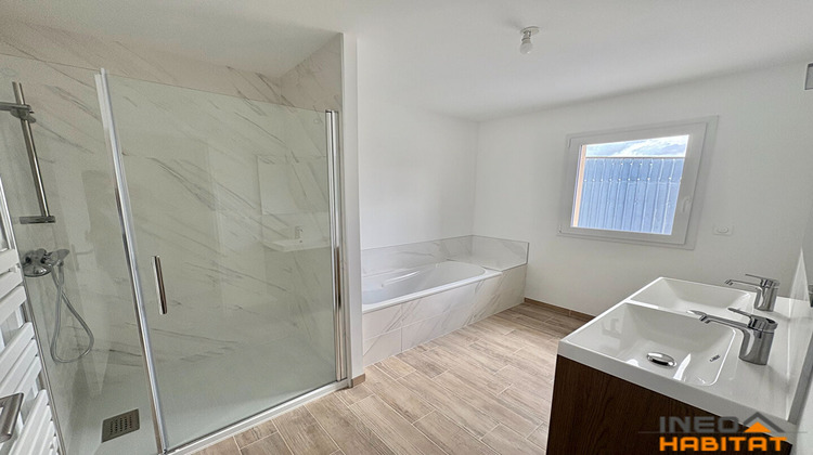 Ma-Cabane - Location Maison TINTENIAC, 115 m²