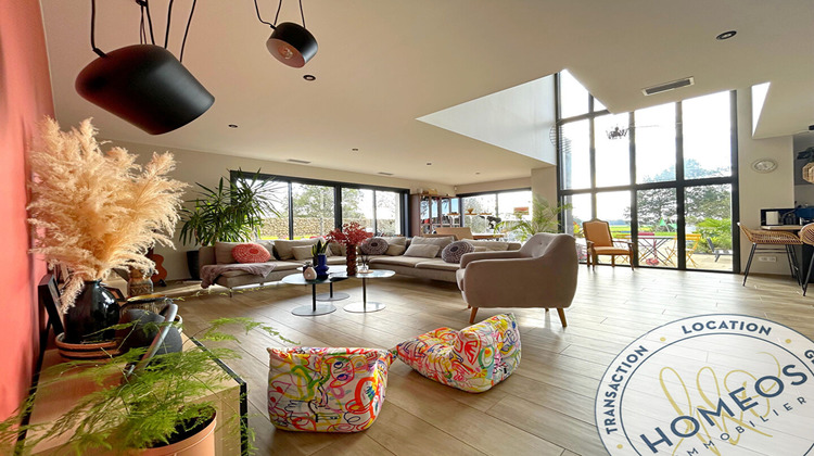 Ma-Cabane - Location Maison TOSSIAT, 157 m²
