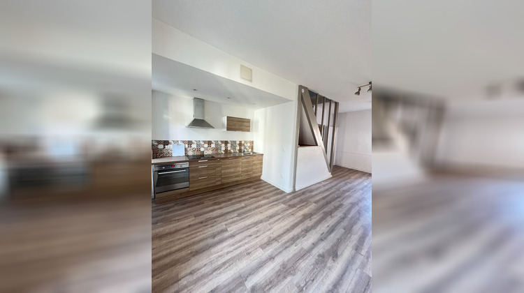 Ma-Cabane - Location Maison TOURNON-SUR-RHONE, 67 m²