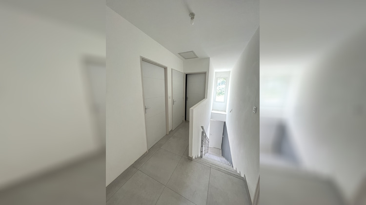 Ma-Cabane - Location Maison Tournon-sur-Rhône, 93 m²