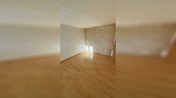 Ma-Cabane - Location Maison TOURNON-SUR-RHONE, 90 m²