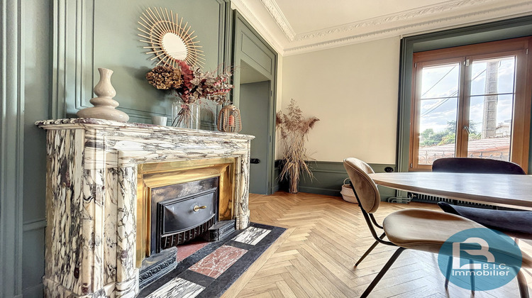 Ma-Cabane - Location Maison Trévoux, 264 m²