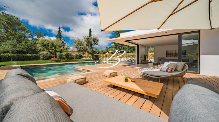 Ma-Cabane - Location Maison Valbonne, 200 m²