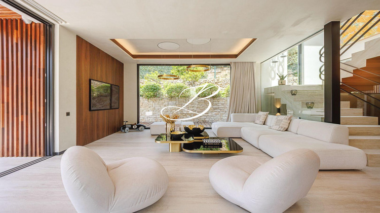 Ma-Cabane - Location Maison Vallauris, 265 m²