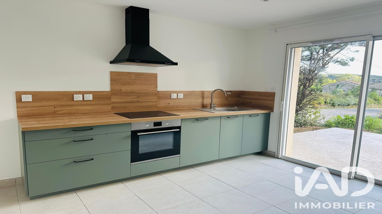 Ma-Cabane - Location Maison Vallon-Pont-d'Arc, 67 m²