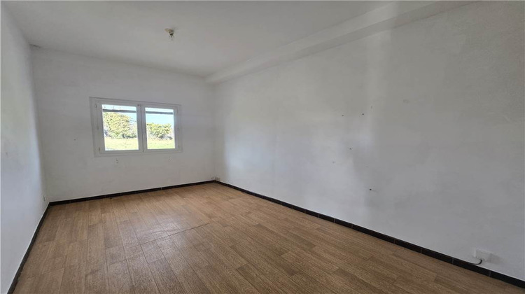 Ma-Cabane - Location Maison Valréas, 59 m²