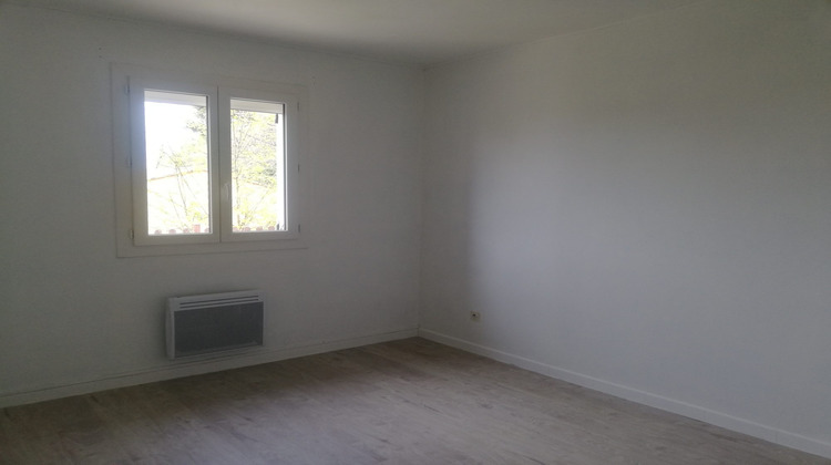 Ma-Cabane - Location Maison Valréas, 72 m²