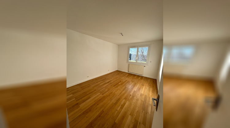 Ma-Cabane - Location Maison Veauche, 148 m²