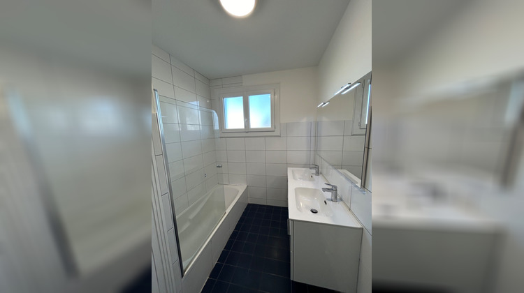 Ma-Cabane - Location Maison Veauche, 148 m²