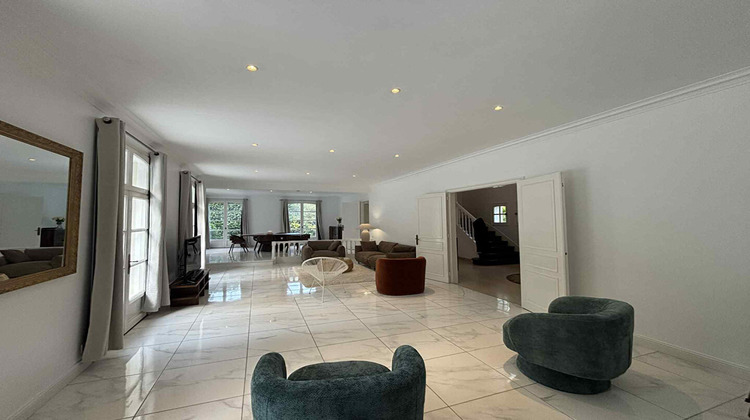 Ma-Cabane - Location Maison VERN-SUR-SEICHE, 243 m²