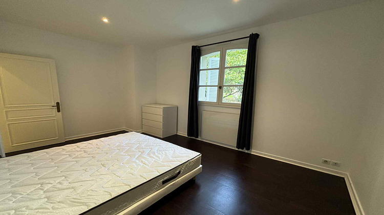 Ma-Cabane - Location Maison VERN-SUR-SEICHE, 243 m²