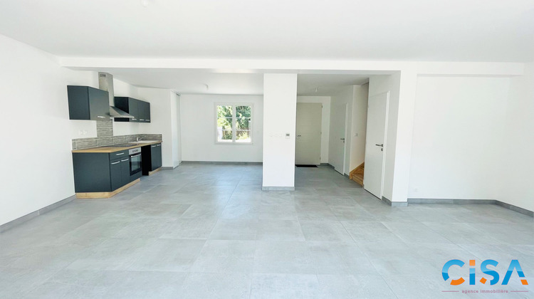 Ma-Cabane - Location Maison Verneuil-en-Halatte, 99 m²