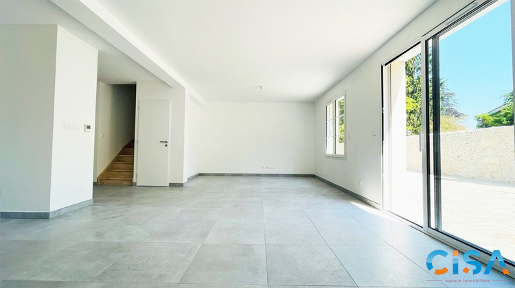 Ma-Cabane - Location Maison Verneuil-en-Halatte, 99 m²