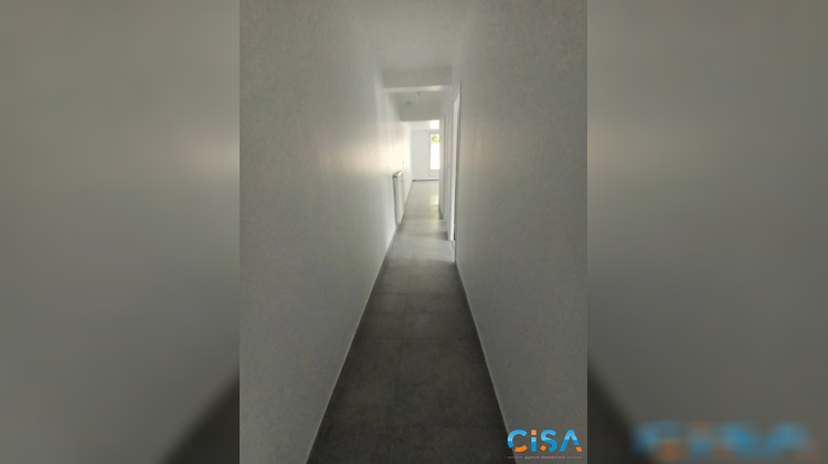 Ma-Cabane - Location Maison Verneuil-en-Halatte, 67 m²