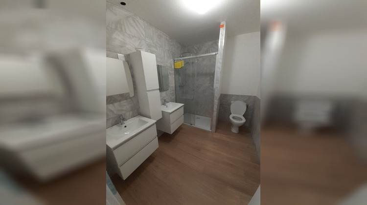 Ma-Cabane - Location Maison VERNEUIL-SUR-VIENNE, 105 m²