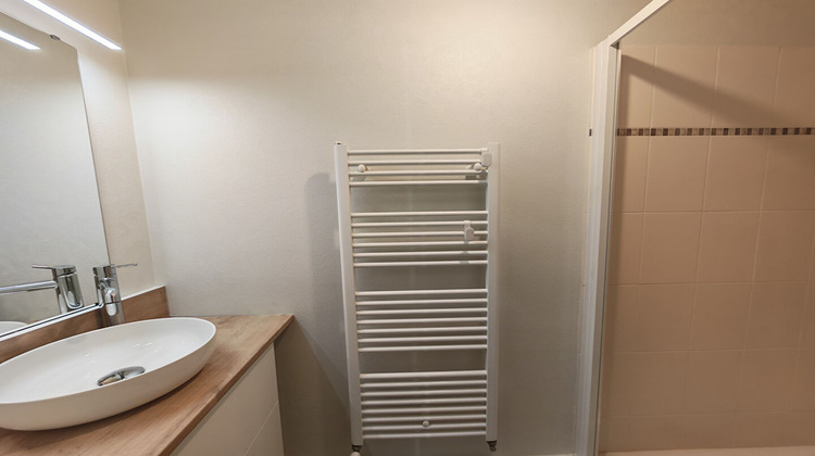 Ma-Cabane - Location Maison VERNOU-SUR-BRENNE, 141 m²