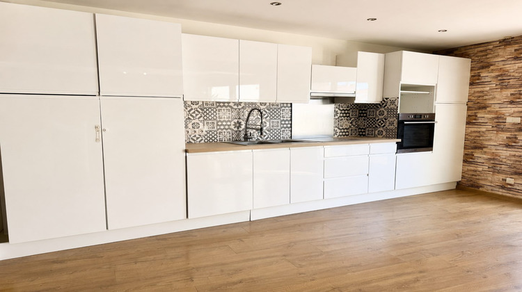 Ma-Cabane - Location Maison Vic-le-Comte, 111 m²