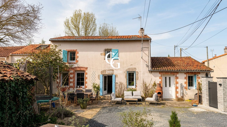 Ma-Cabane - Location Maison Vieillevigne, 159 m²