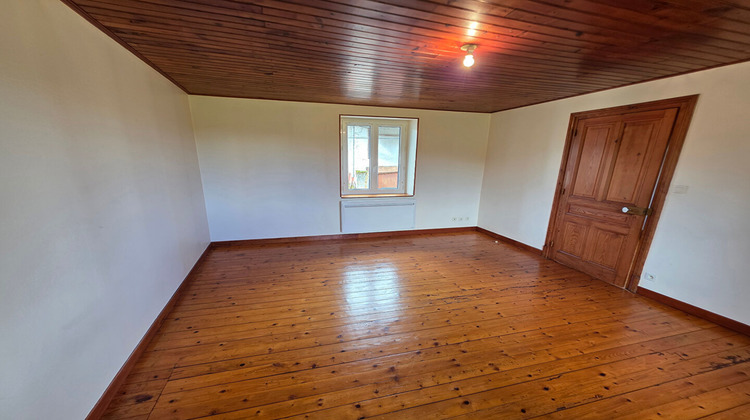 Ma-Cabane - Location Maison VIEU-D'IZENAVE, 67 m²