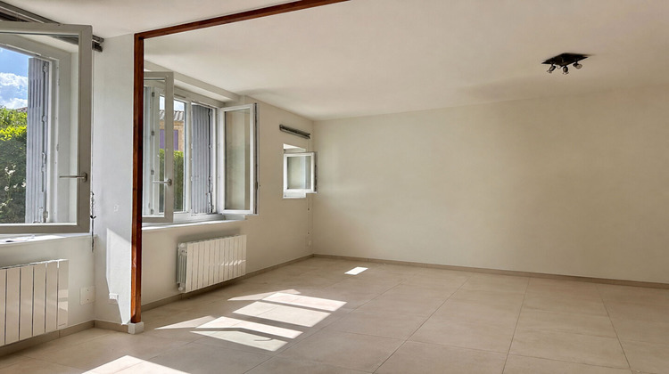 Ma-Cabane - Location Maison VILLE-SUR-JARNIOUX, 88 m²