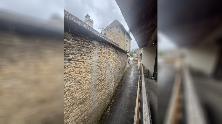 Ma-Cabane - Location Maison Villebois, 61 m²