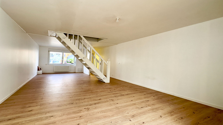 Ma-Cabane - Location Maison VILLENEUVE-D'ASCQ, 81 m²
