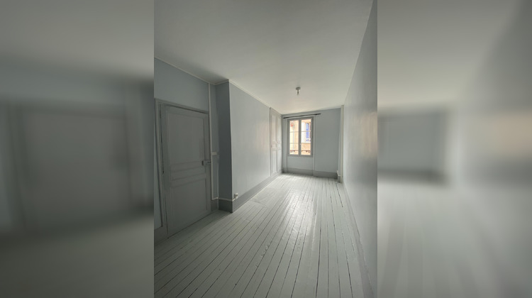 Ma-Cabane - Location Maison Villeneuve-sur-Yonne, 82 m²