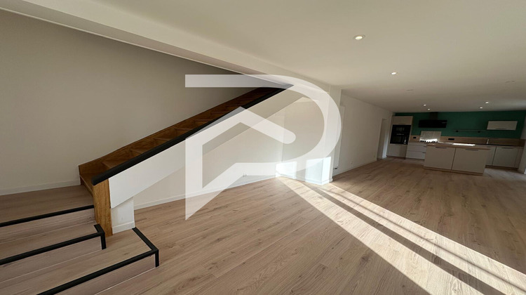 Ma-Cabane - Location Maison VINON-SUR-VERDON, 99 m²