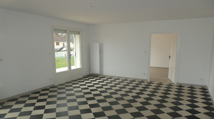 Ma-Cabane - Location Maison VITRY-AUX-LOGES, 67 m²