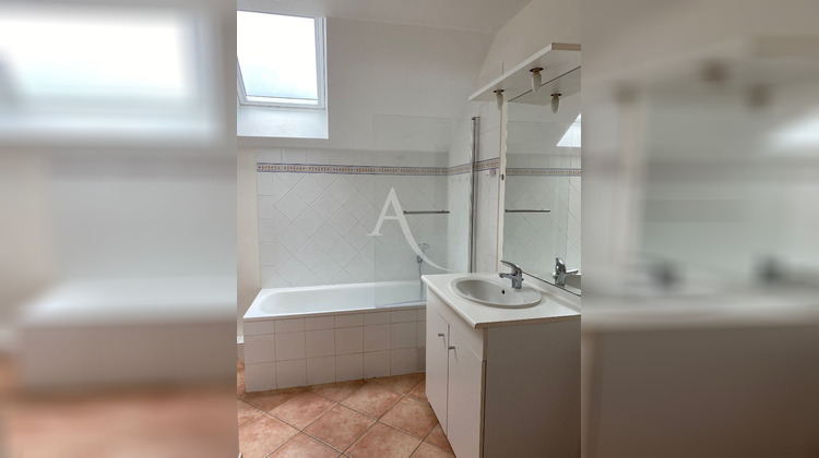 Ma-Cabane - Location Maison VITRY-AUX-LOGES, 76 m²