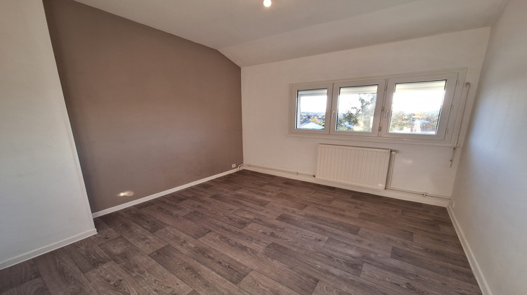 Ma-Cabane - Location Maison Vittel, 94 m²